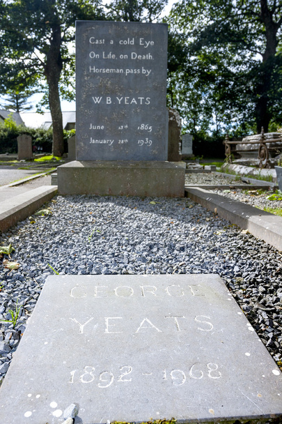 Yeats s nagrobek - Zdjęcie, obraz