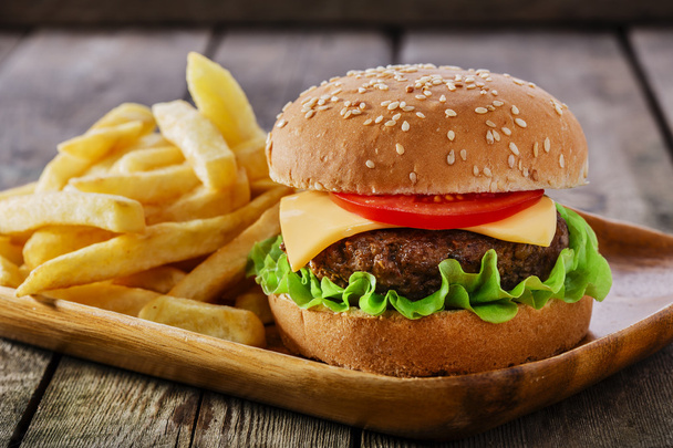 Mini hamburger s hranolky - Fotografie, Obrázek