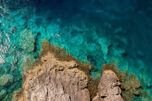 Aerial view of the wonderful Caribbean sea of the Tremiti islands, Italy - Foto, Imagen