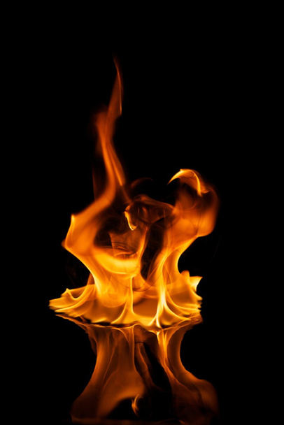 Beautiful stylish fire flames reflected in water - Fotoğraf, Görsel