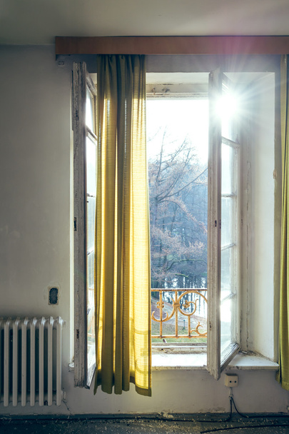 Okno se sluneční světlo - Fotografie, Obrázek