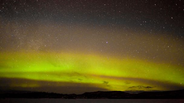 Northern lights and myriad of stars - Φωτογραφία, εικόνα