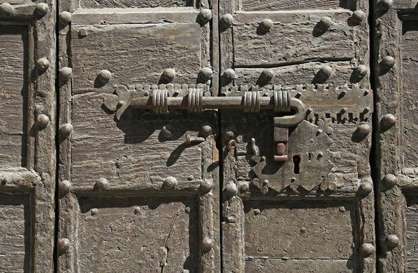 mooie oude deur gubbio - Foto, afbeelding