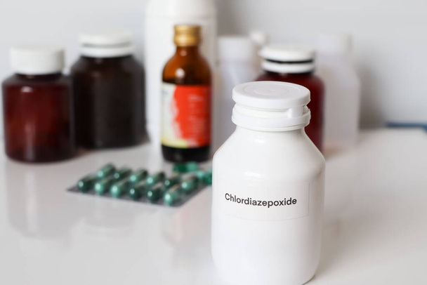Chlordiazepoxide in bottle ,medicines are used to treat sick people. - Foto, imagen