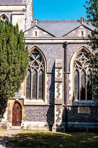 Доркинг Суррей Хиллз Великобритания, 8 июля 2022 года, церковь Святого Мартинса Место поклонения Доркинг  - Фото, изображение
