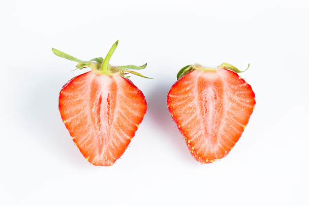 Pěkné zralé a šťavnaté jahody rozpulte - Fotografie, Obrázek