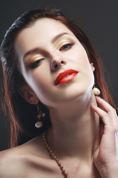 Young model with glamour makeup - Φωτογραφία, εικόνα