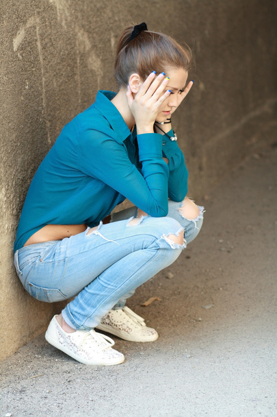 sad teenage girl - Фото, зображення