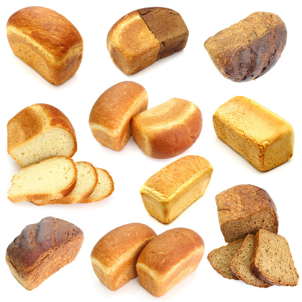 Sortiment verschiedener Brotsorten isoliert auf weißem Backblech - Foto, Bild