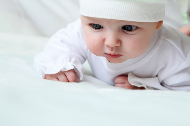 Cute baby in hat - Zdjęcie, obraz