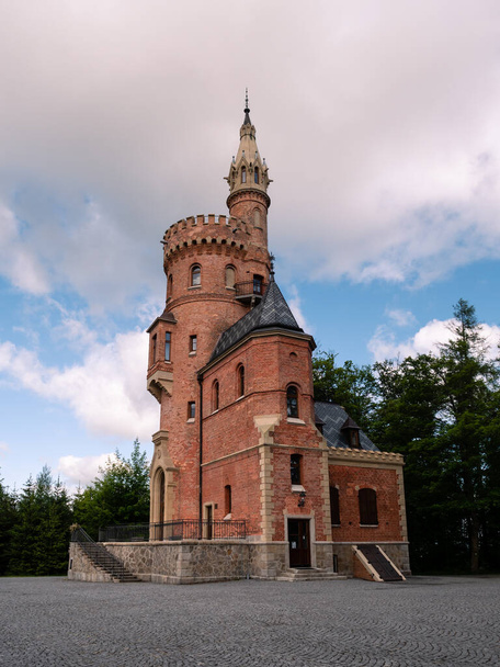 Goethes Lookout Tower ή Goethova vyhldka στην Karlovy Vary, Βοημία, Τσεχική Δημοκρατία - Φωτογραφία, εικόνα