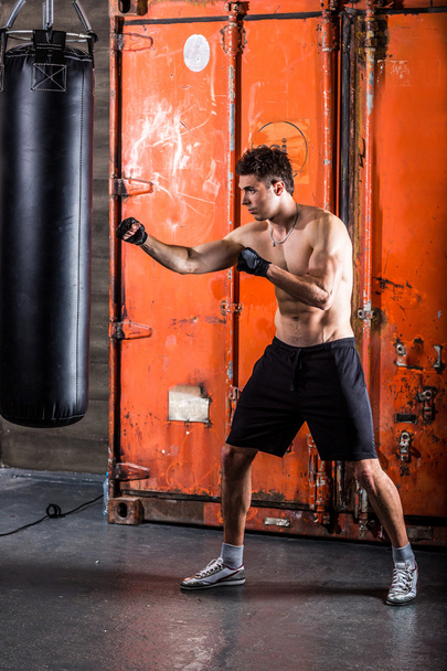 Young man boxing workout - Zdjęcie, obraz