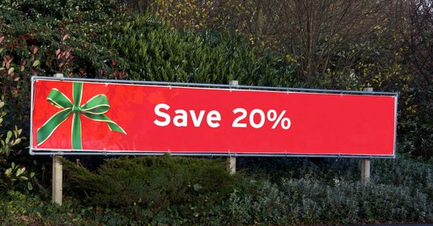 Risparmia il 20% di sconto. Segno di vendita di Natale. segno di vendita. segno di vendita rosso
 - Foto, immagini