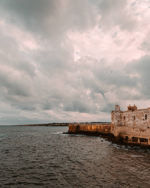 The Dubrovnik castle on a cloudy day - Valokuva, kuva