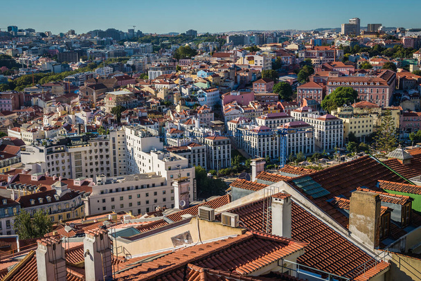Lisbon, Portugal - October 9, 2018: Aerial view from St George Castle viewing point in Lisbon - Foto, imagen