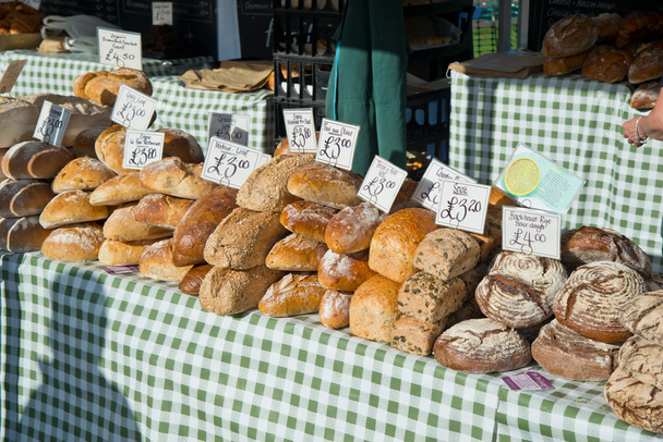 bread on a market stall - 写真・画像