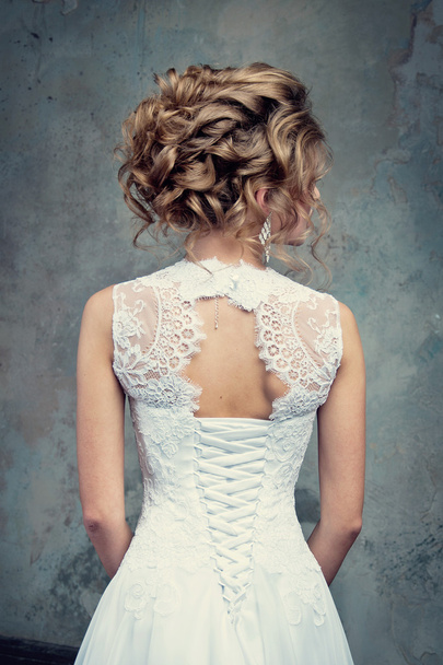 Wedding dress on fashion model - Foto, immagini