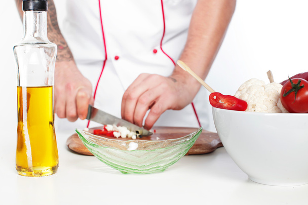 maschio chef vestito di bianco uniforme cibo da cucina
 - Foto, immagini