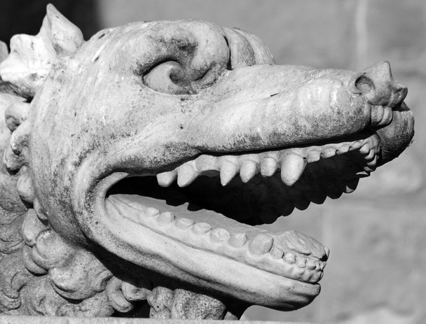 Mastiff hond - detail van standbeeld - Foto, afbeelding