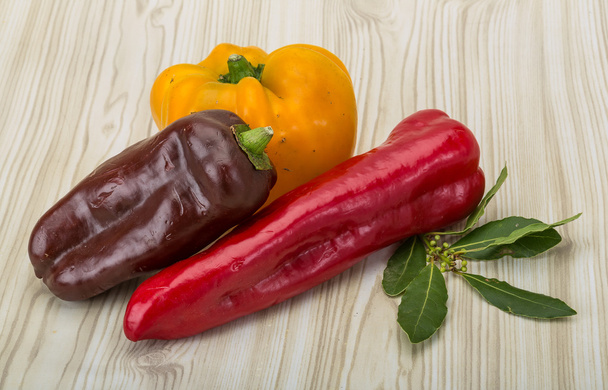 Διάφορα πιπέρια Βουλγαρικά - Φωτογραφία, εικόνα