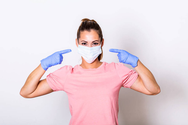 Portrait of young woman wearing face protective mask to prevent Coronavirus and anti-smog. Portrait of young woman wearing face mask. Covid-19 prevention concept - Φωτογραφία, εικόνα