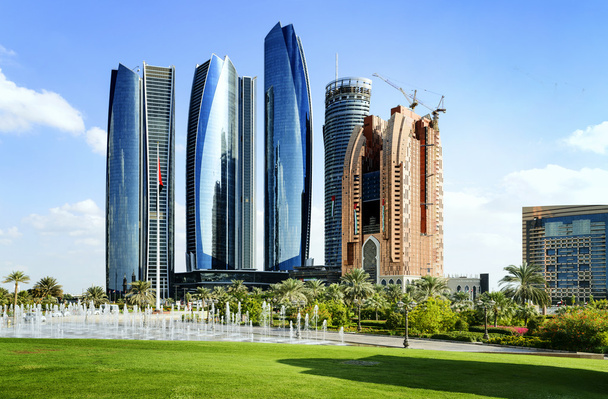 Gratte-ciel en Abu Dhabi, Émirats Arabes Unis
  - Photo, image