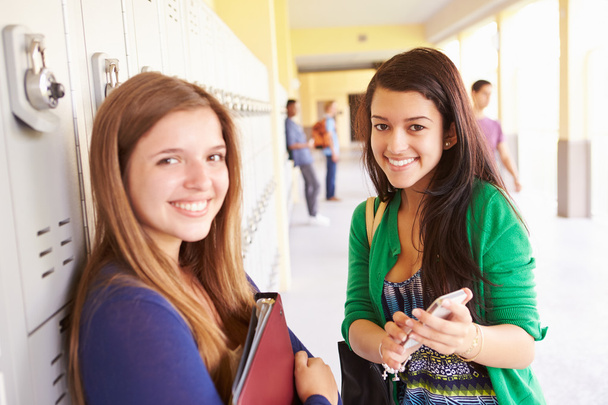 High School Students By Lockers - Foto, imagen