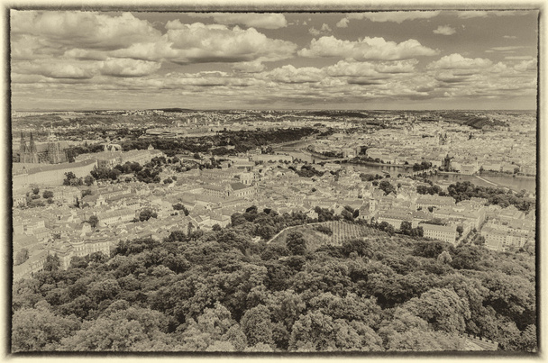 Vue de dessus de la skyline de Prague
 - Photo, image