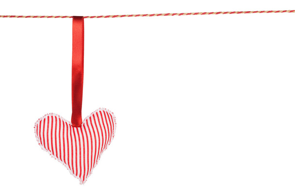 Coração em forma de brinquedo pendurado
 - Foto, Imagem