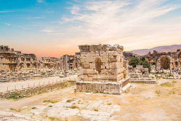 Beautiful view of Baalbek Roman Ruins in Baalbek, Lebanon - Fotoğraf, Görsel