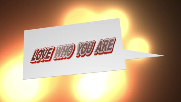 Inspirational motivational quote Love who you are, with speech bubble, on red and orange abstract animation background.  - Metraje, vídeo