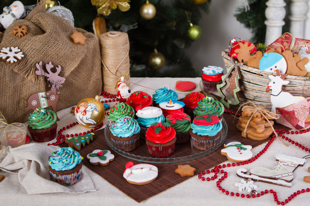 Christmas various gingerbread cookies, cakes, cupcakes. - Photo, Image
