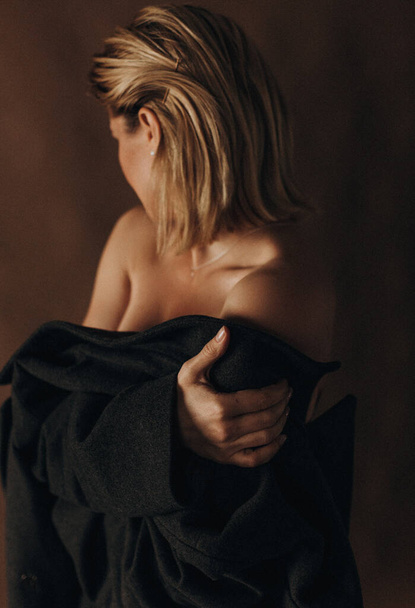 nude woman fashion model studio pose body beauty peopl - Foto, immagini