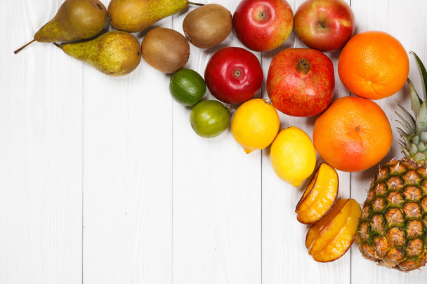 Reeks van kleurrijke vruchten - Foto, afbeelding