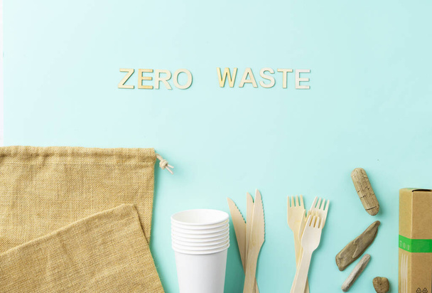 Eco friendly, zero waste plastic free garden party set. Paper  - Foto, Imagen