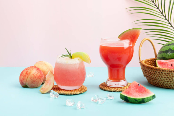 Summer drink background with peach and watermelon juice drink - Φωτογραφία, εικόνα