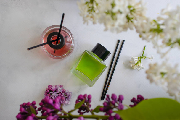 Perfume for home, lilac flower - Φωτογραφία, εικόνα