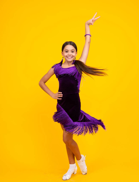 Teenager child girl dancing ballroom dance. Choreography class, dance school - Foto, Bild