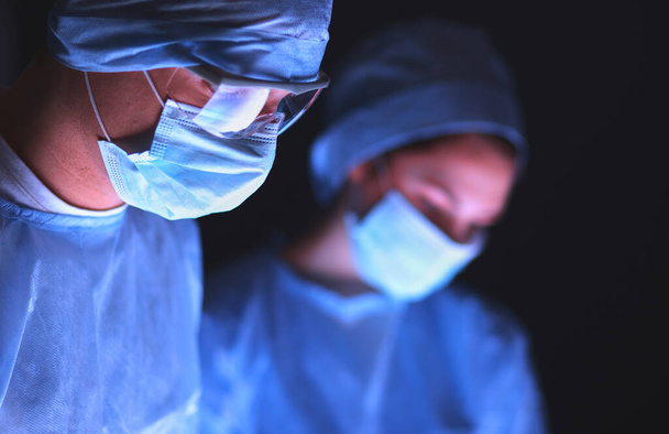 Team surgeon at work in operating - Fotografie, Obrázek