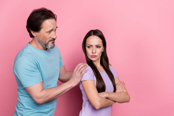 Photo of two unsatisfied people crossed arms lady man calming isolated on pink color background. - Foto, afbeelding