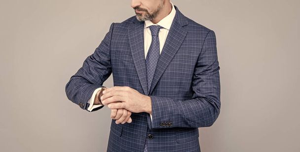male fashion accessory. professional cropped ceo. mature boss with wristwatch. confident businessman look at time. business success. successful man in businesslike suit. entrepreneur or manager. - Zdjęcie, obraz