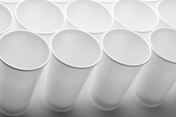 Disposable cups - Φωτογραφία, εικόνα