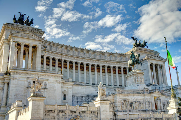 Rome, Italy - October 2021 : Piazza Venezia in sunny weather - Foto, immagini