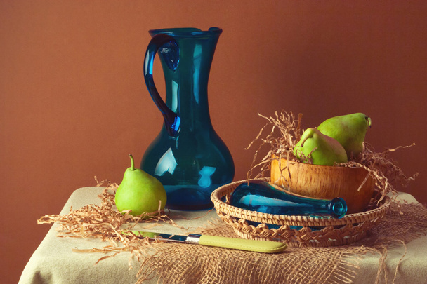 Still life with pears and jug - Fotoğraf, Görsel