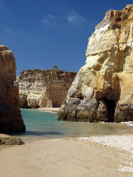 Rocce colorate sulla costa dell'Algarve
 - Foto, immagini