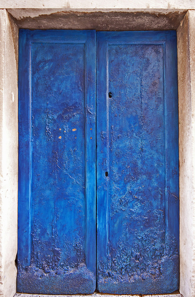 Grunge porte peinte en bleu
 - Photo, image