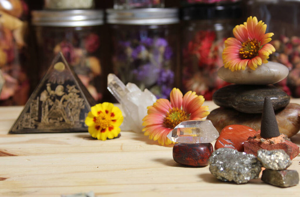 Incense Cone on Stone Slab With Chakra Crystals and Flowers - Fotoğraf, Görsel