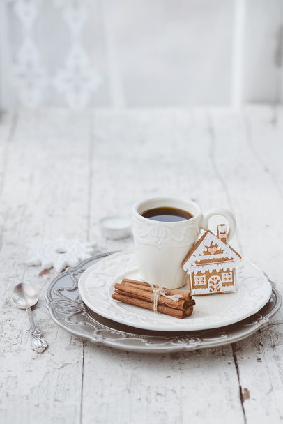 Καλά Χριστούγεννα σύνθεση με καφέ και μελόψωμο γλυκά ένα - Φωτογραφία, εικόνα