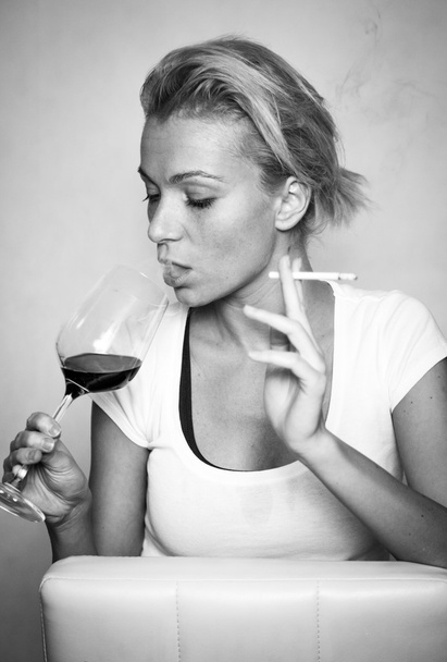 Smoking woman - Photo, image