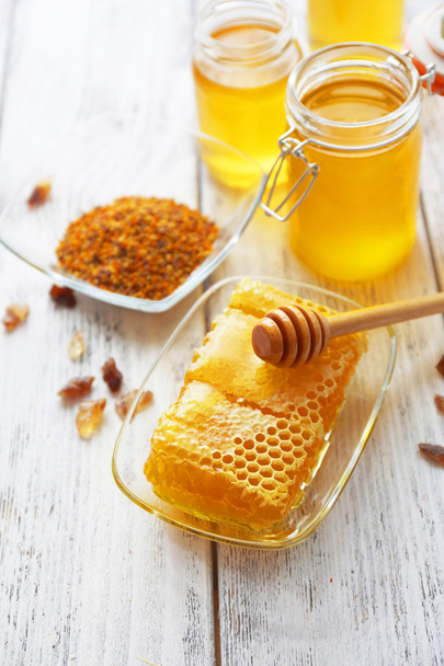 Fresh honey on table - Fotografie, Obrázek